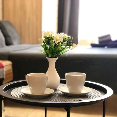 Modern Aparthotel Near Metro Pecherska Kiev Bagian luar foto