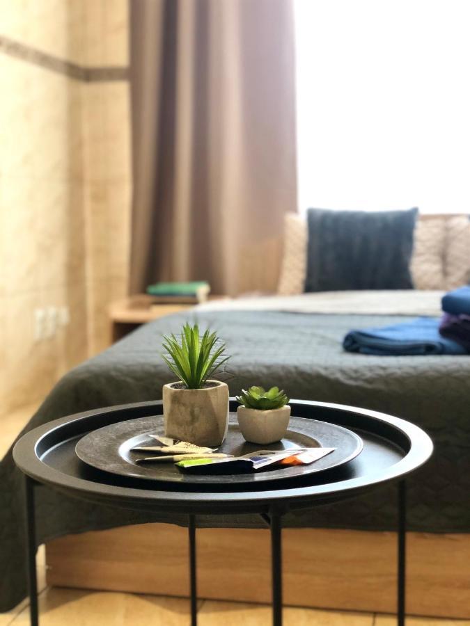 Modern Aparthotel Near Metro Pecherska Kiev Bagian luar foto